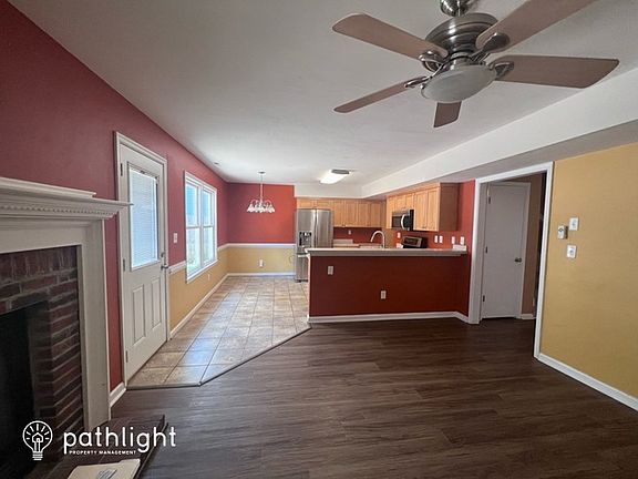 3rd image of 1764 Petree Dr