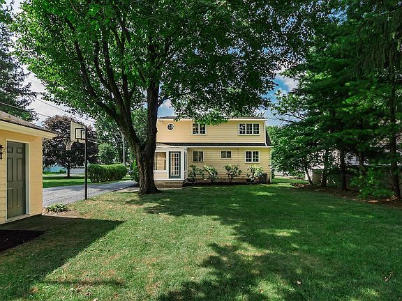 4th image of 2116 Wesleyan Dr