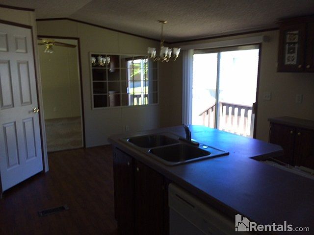2nd image of 2525 Shiloh Rd Trailer 21