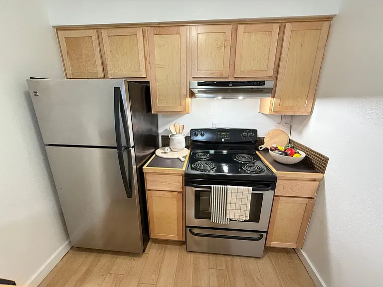 24 Flats Apartments — Photo 10