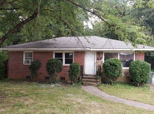 1728 Willow Rd, Greensboro, NC 27401