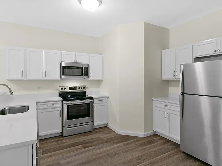 Townhomes at Woodland's Edge — Photo 36