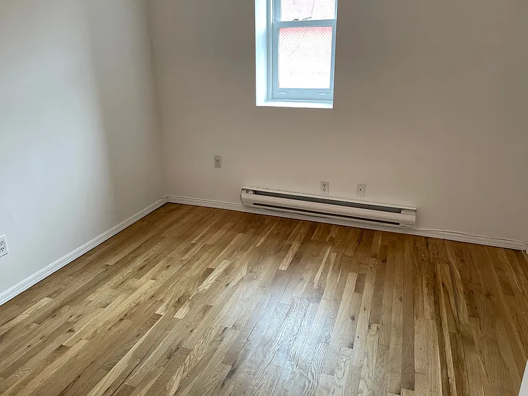248 W 14th St #4 — Photo 7