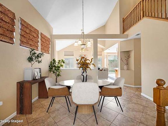 3rd image of 516 Carrigane Way