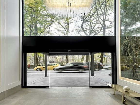 5th image of 800 5th Ave APT 33F