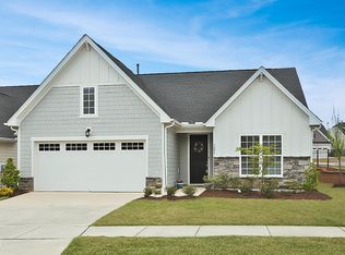 1004 Athena Dr, Durham, NC 27703