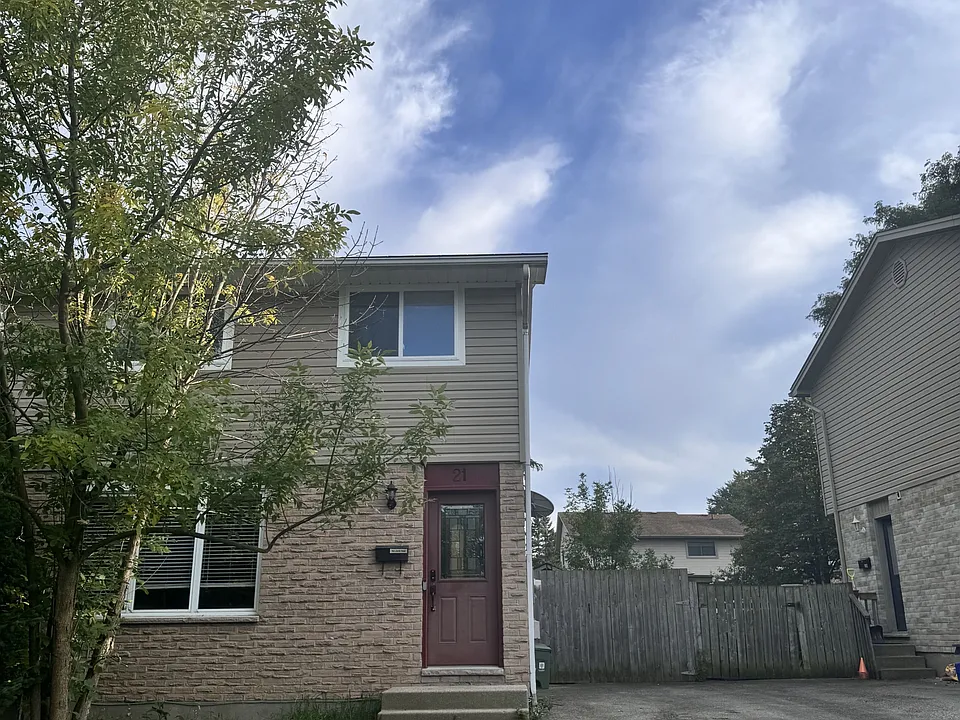 21 Denlaw Rd