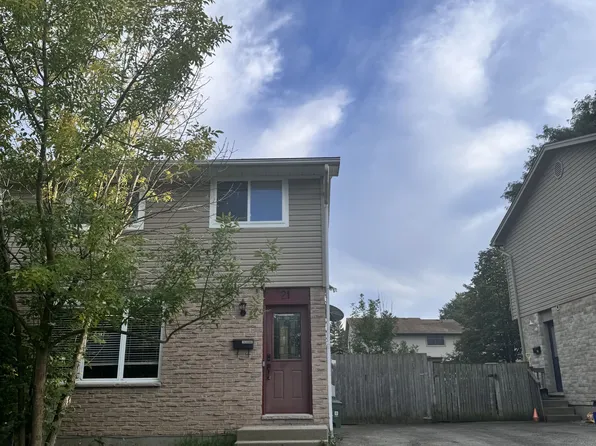 21 Denlaw Rd, London, ON N6G 3L3