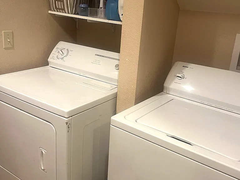 Whiskey Jack Cir — Photo 15