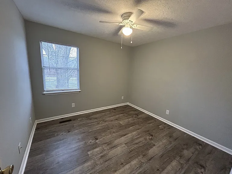 3522 Southmeade Dr — Photo 13