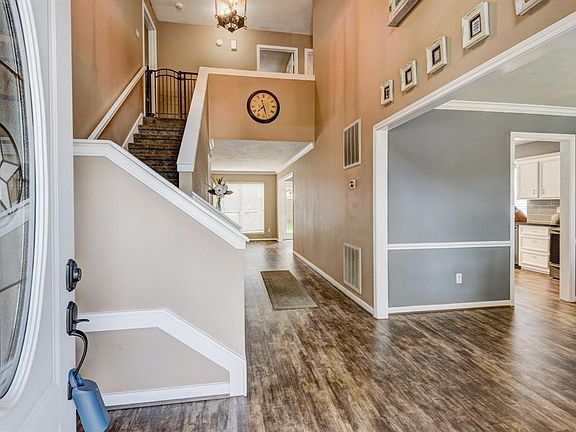 3rd image of 3506 Swinton Ct