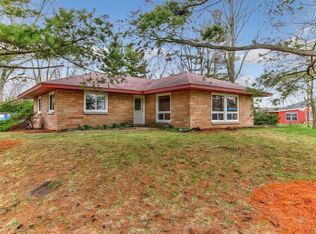 484 E Robbins St, Wheatfield, IN 46392