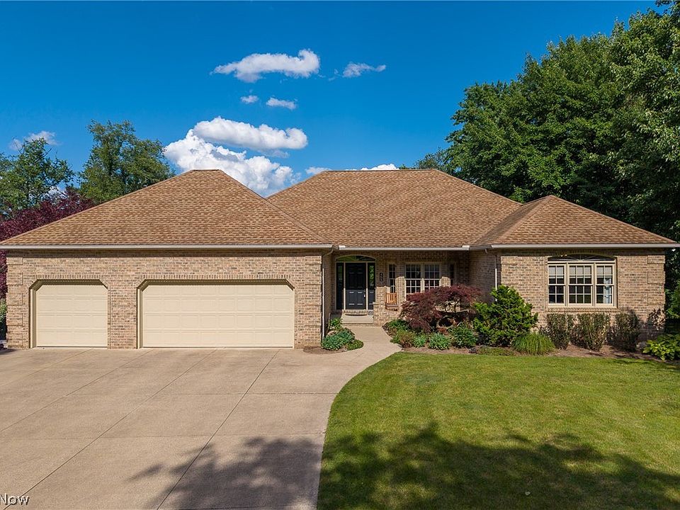 1st image of 485 Vineyard Way