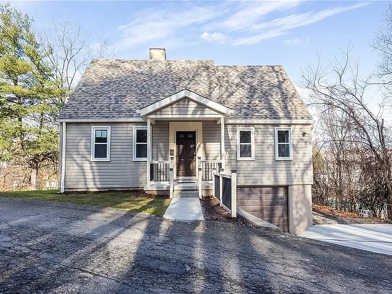 5 N Park Rd — Photo 1