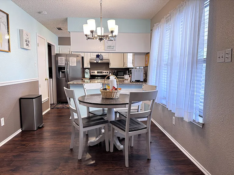 1429 Hall Dr — Photo 26