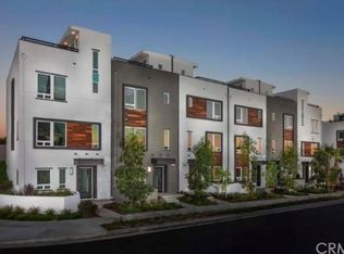 656 N Gramercy Pl, Los Angeles, CA 90004