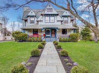 323 Midland Ave, Wayne, PA 19087