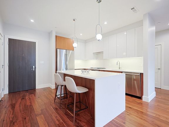 3rd image of 99 Sumner St #312