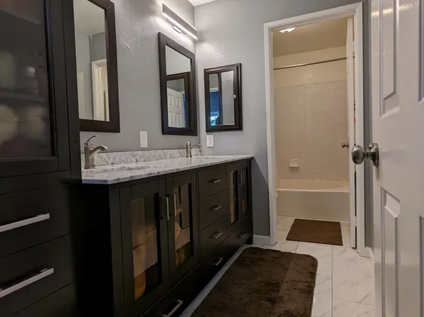 2585 Yerba Bank Ct, San Jose, CA 95121