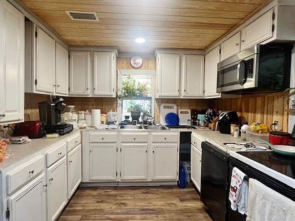2nd image of 58 Hankins Rd