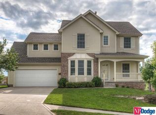 610 S 180th Ave, Elkhorn, NE 68022