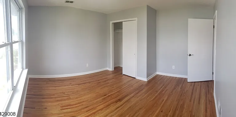 720 Walnut St — Photo 4