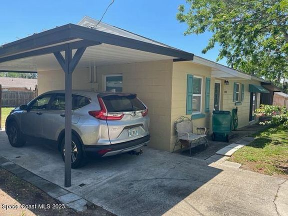 5th image of 1310 Joan Dr