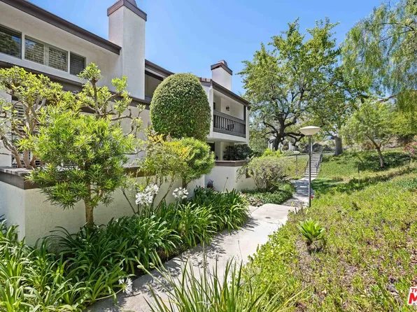 1622 Palisades Dr, Pacific Palisades, CA 90272
