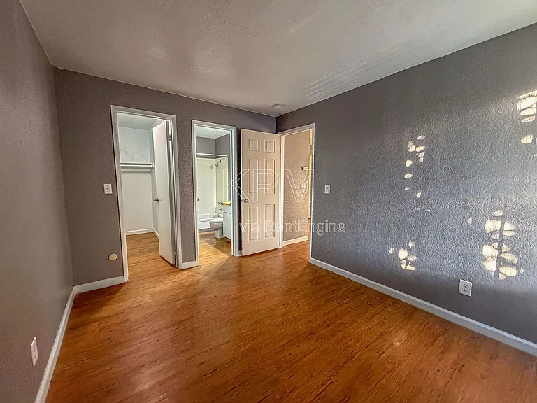 Residences at Brookside — Photo 13