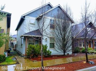 42 Logan Way, Talent, OR 97540