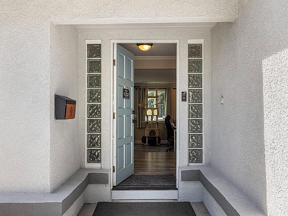 4th image of 6959 N Pershing Ave