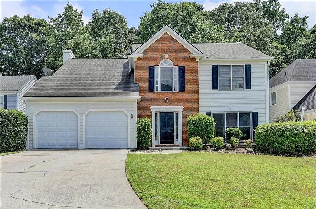 4 bed, 2.5 bath, 2104 sqft, $3,180 — Photo 1