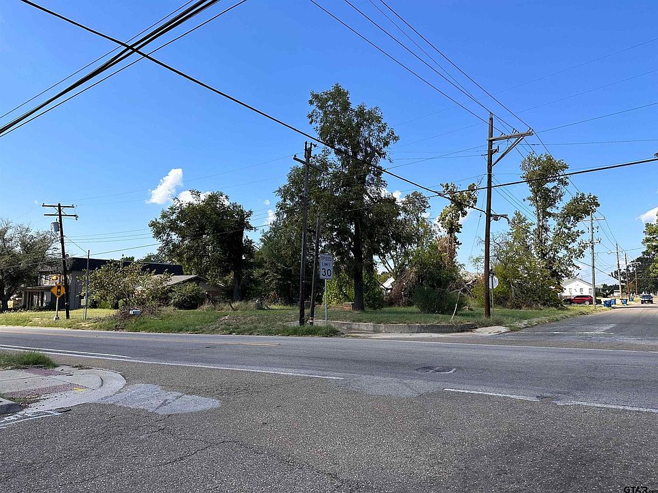 2nd image of 507 N Main St