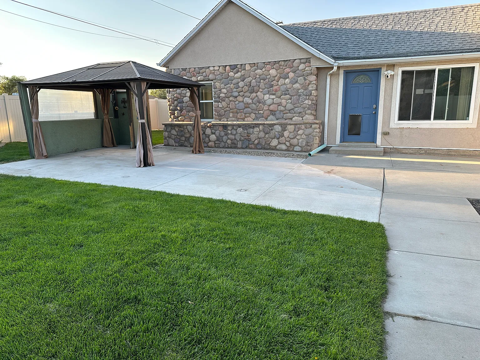 1283 W Sun River Dr — Photo 2