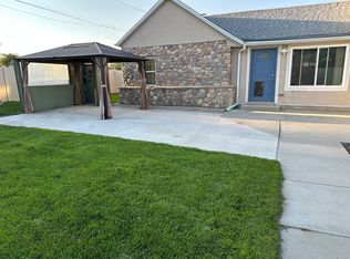 1283 W Sun River Dr, Riverton, UT 84065