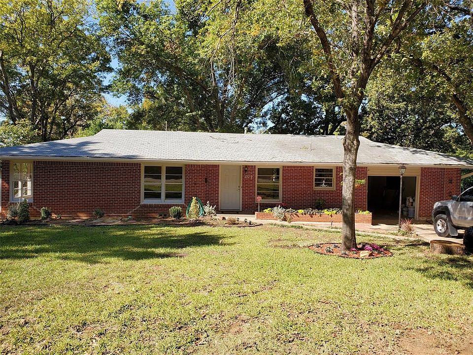 1st image of 1112 Briarwood Blvd