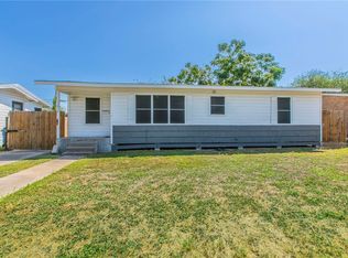 1218 Stratton Dr, Corpus Christi, TX 78412