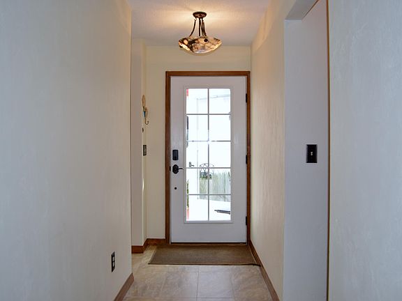 5th image of 176 Florida Shores Blvd