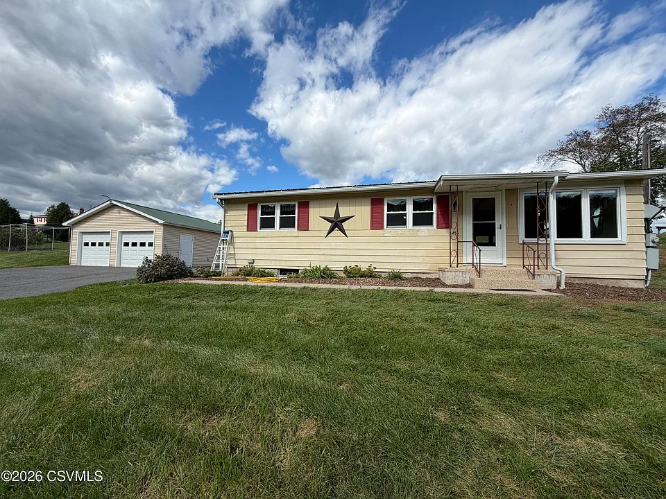 1255 New Berlin Hwy