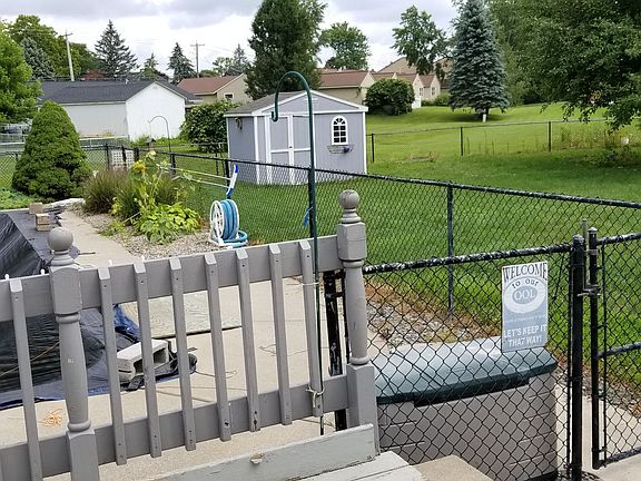 5th image of 108 Brassie Dr
