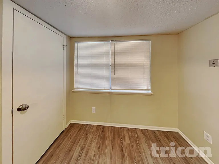 13622 Oak Breeze — Photo 6