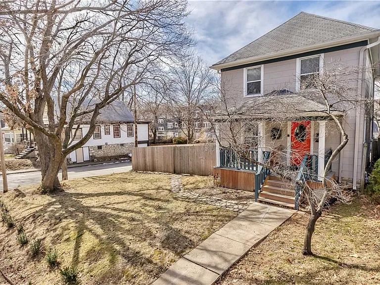 4244 Holmes St — Photo 2