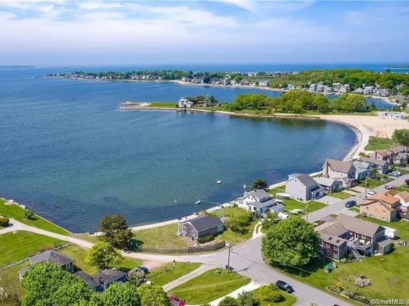 87 Noble Ave, Groton, CT 06340