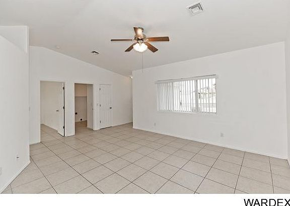 4th image of 3770 Buena Vista Ave