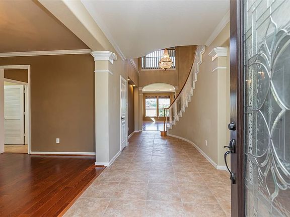 3rd image of 12414 Santiago Cove Ln