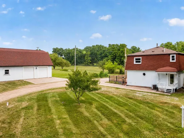18600 Manitou Rd, Addison, MI 49220