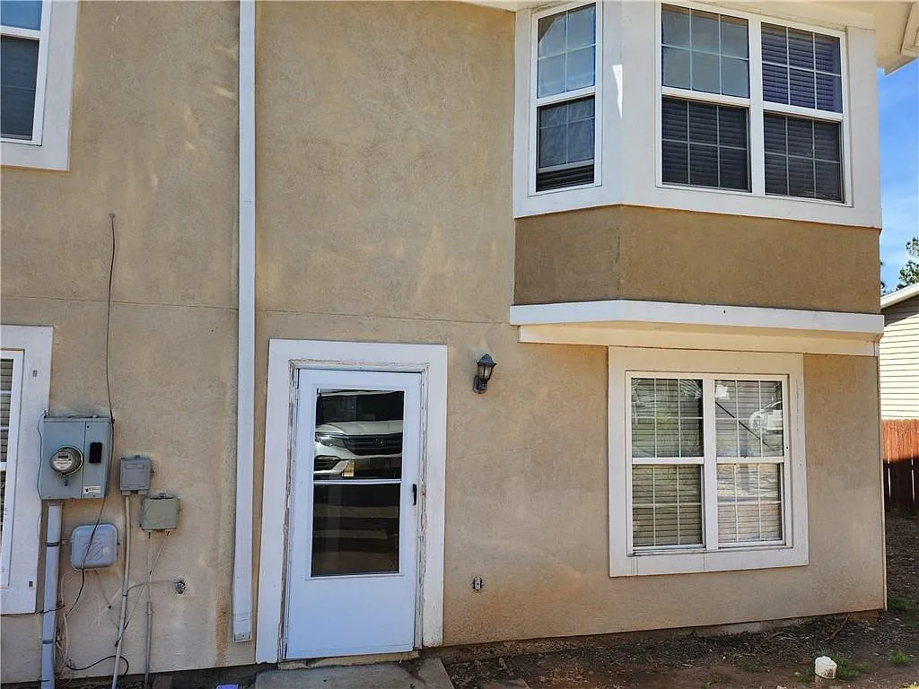 2935 Fields Dr photo 1