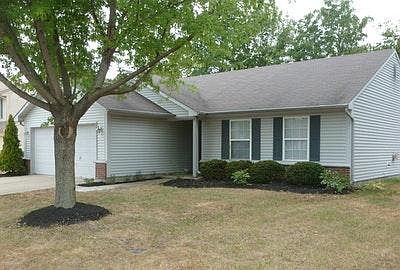 1st image of 537 Woodfield Cir
