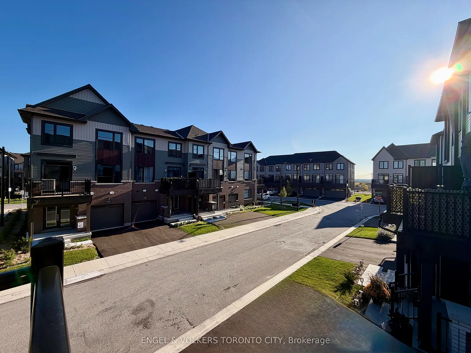 3 bed, $2,850 — Photo 2