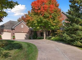 18374 Bearpath Trl, Eden Prairie, MN 55347